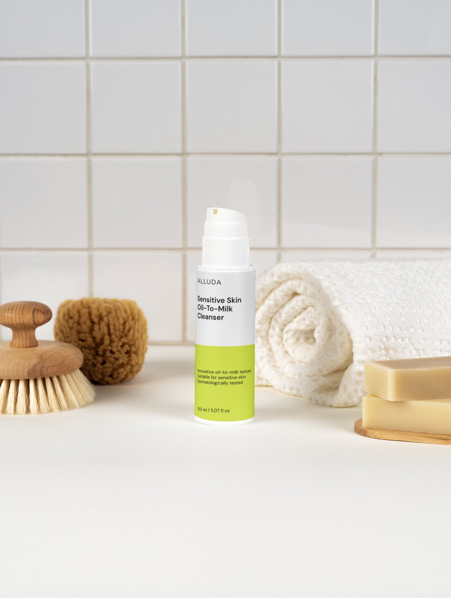Sensitive Skin Oil-To-Milk Cleanser